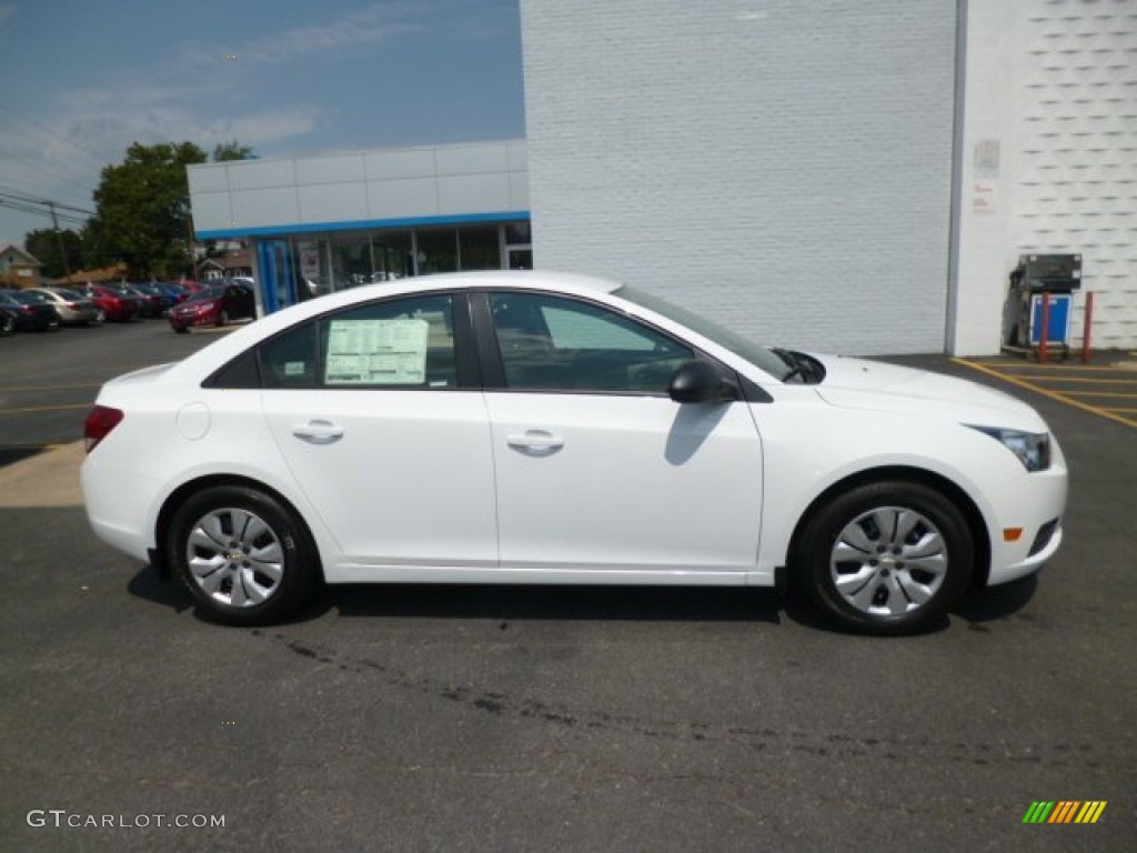 2014 Cruze LS - Summit White / Jet Black/Medium Titanium photo #8