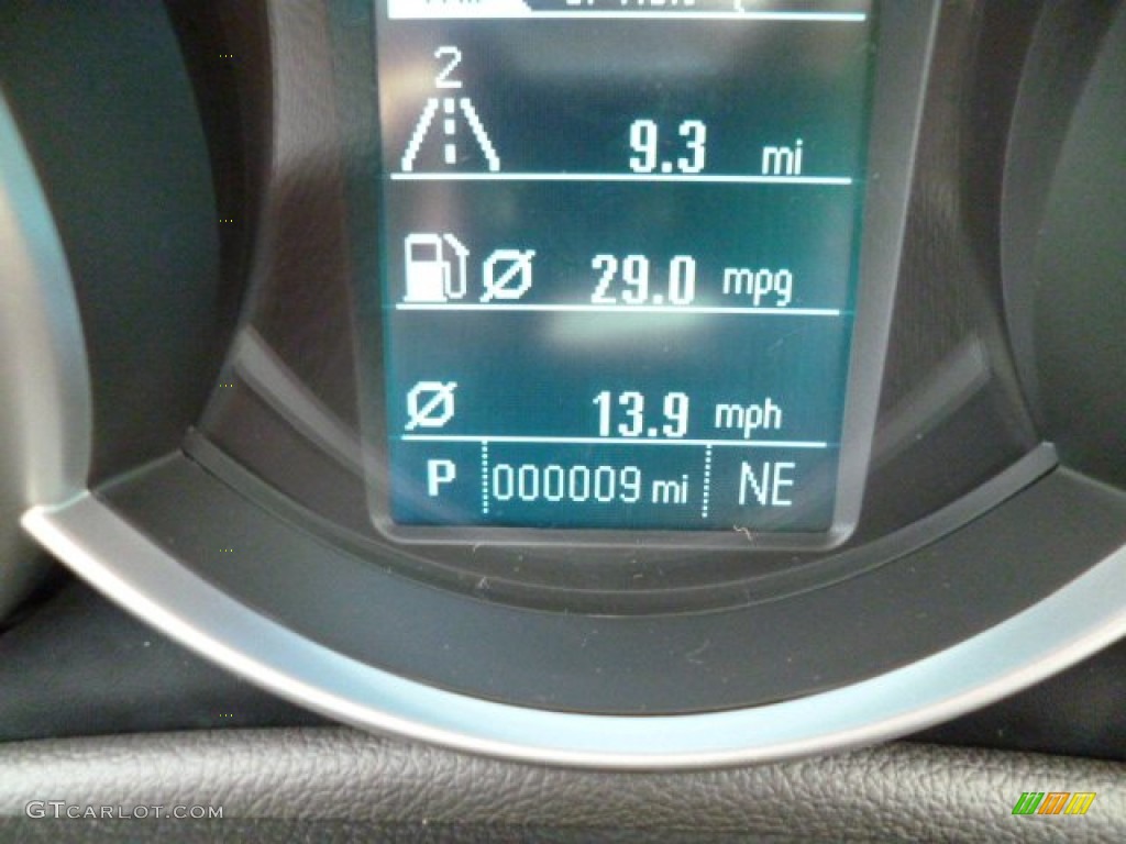 2014 Cruze LS - Summit White / Jet Black/Medium Titanium photo #20