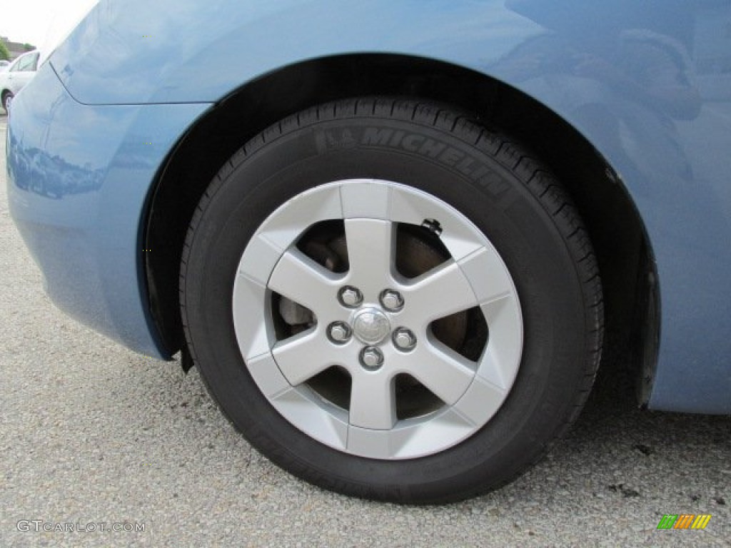 2005 Toyota Prius Hybrid Wheel Photo #82735717