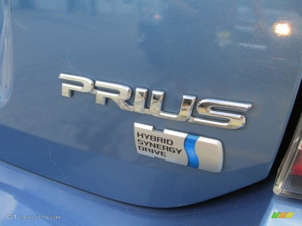 2005 Toyota Prius Hybrid Marks and Logos Photos