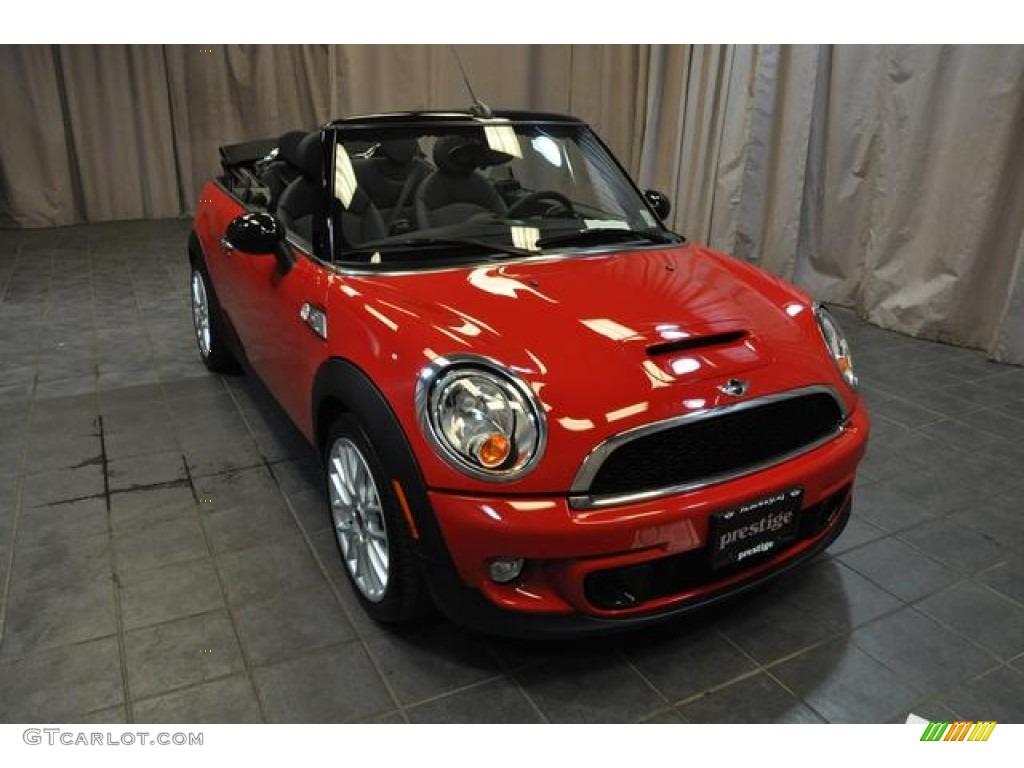 2013 Cooper S Convertible - Chili Red / Carbon Black photo #4