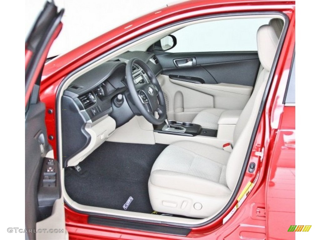 2013 Camry LE - Barcelona Red Metallic / Ash photo #9
