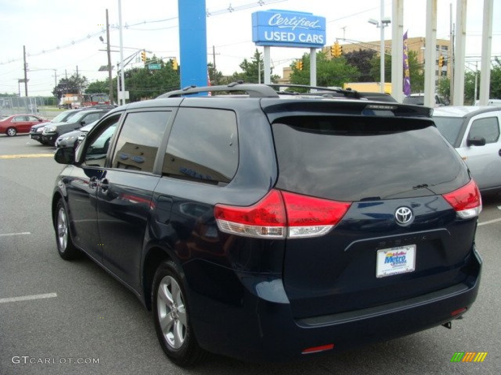 2012 Sienna LE - South Pacific Pearl / Bisque photo #6