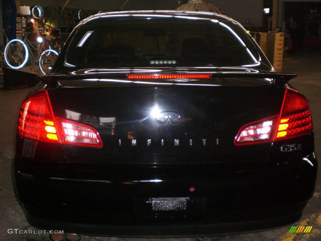 2004 G 35 x Sedan - Black Obsidian / Graphite photo #19