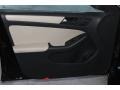 Black - Jetta SE Sedan Photo No. 13