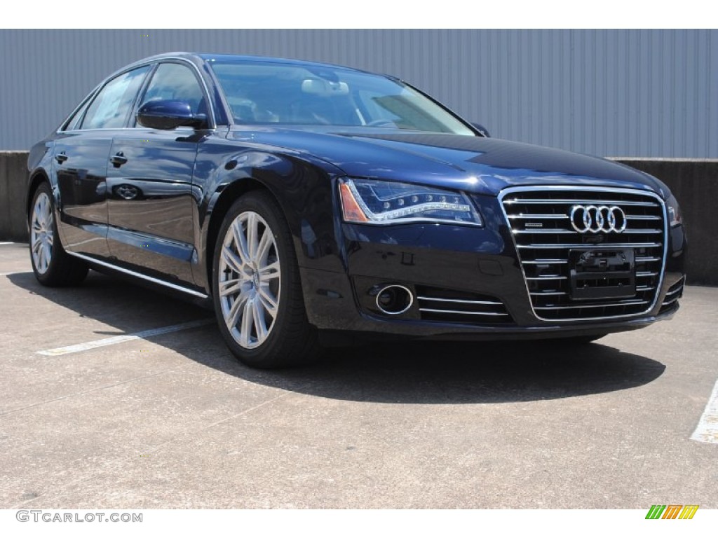 Night Blue Pearl Effect Audi A8