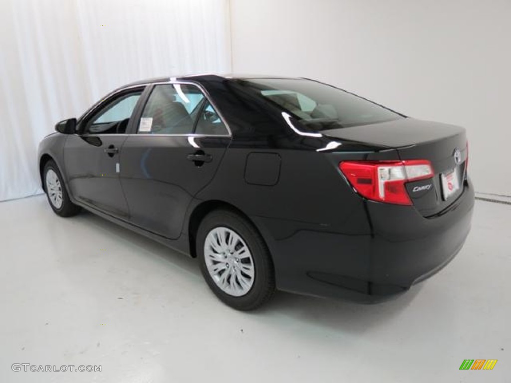 2013 Camry L - Attitude Black Metallic / Ash photo #19