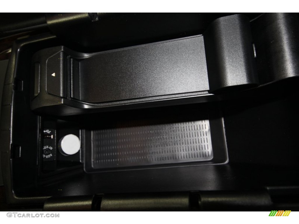 2013 X5 xDrive 35i Premium - Space Gray Metallic / Black photo #23