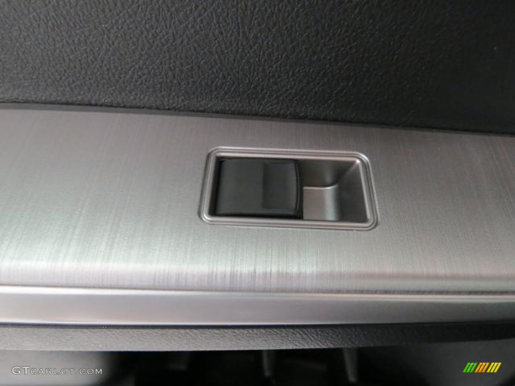2013 Camry SE - Magnetic Gray Metallic / Black photo #7