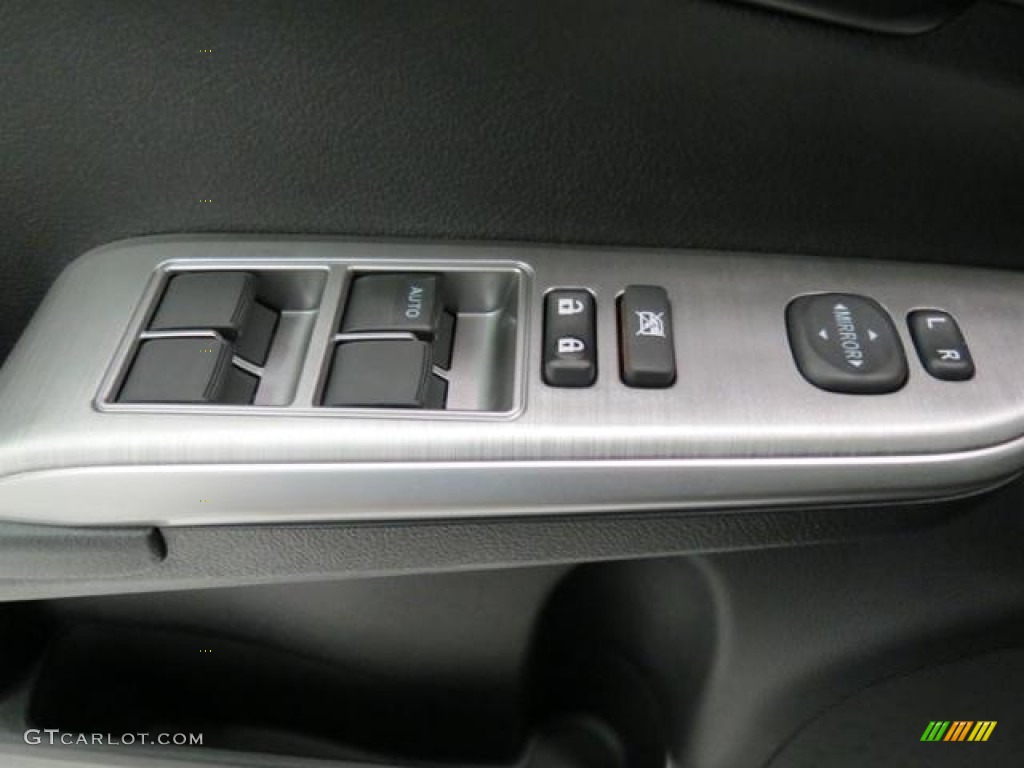 2013 Camry SE - Magnetic Gray Metallic / Black photo #10