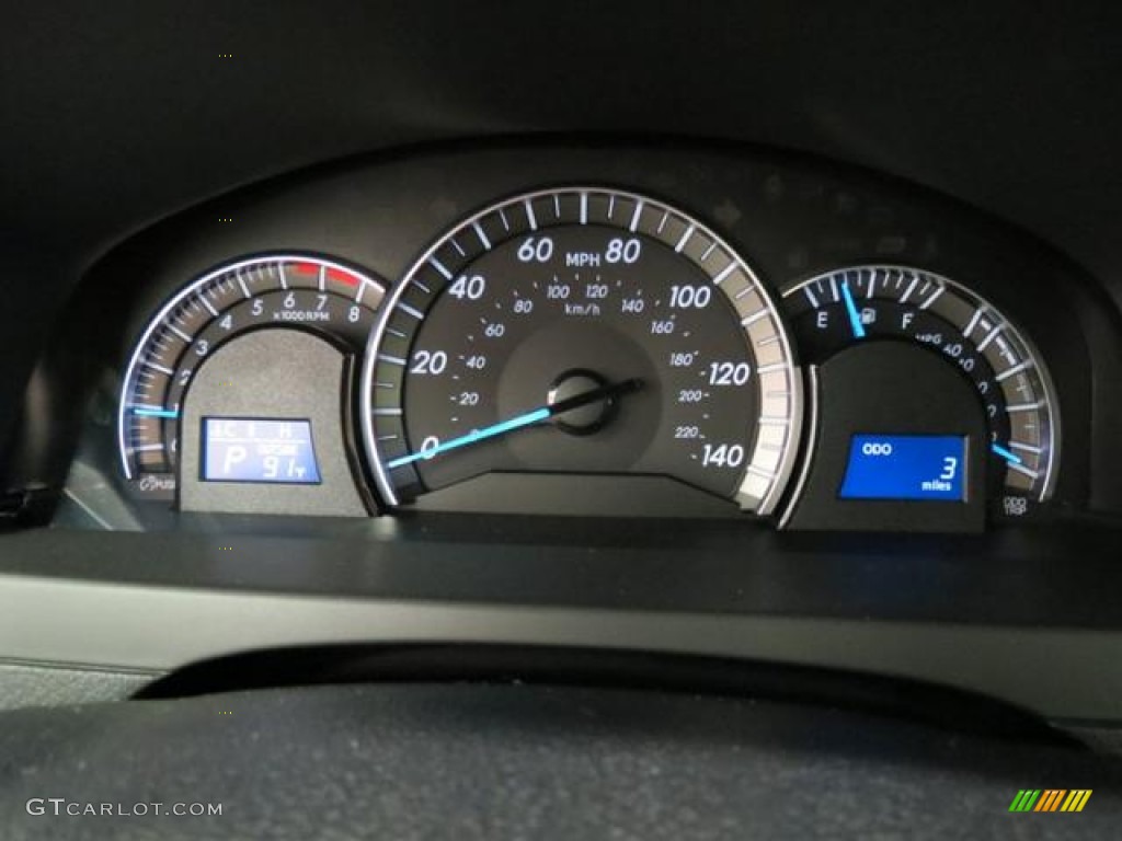 2013 Camry SE - Magnetic Gray Metallic / Black photo #12