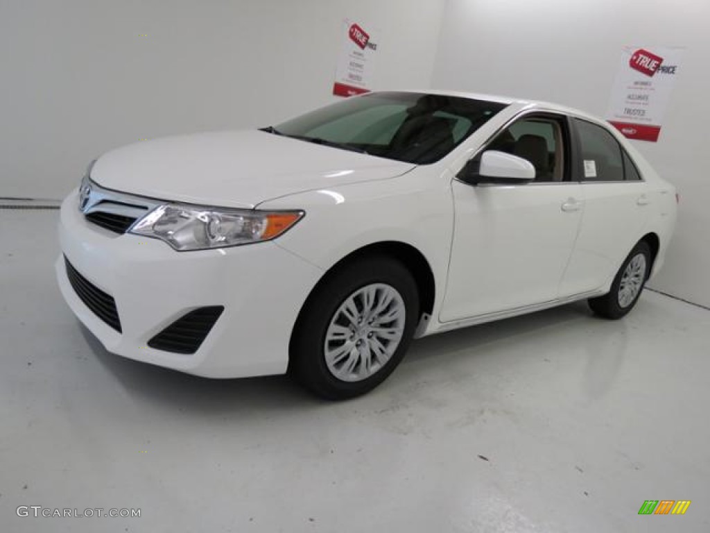 2013 Camry LE - Super White / Ivory photo #3