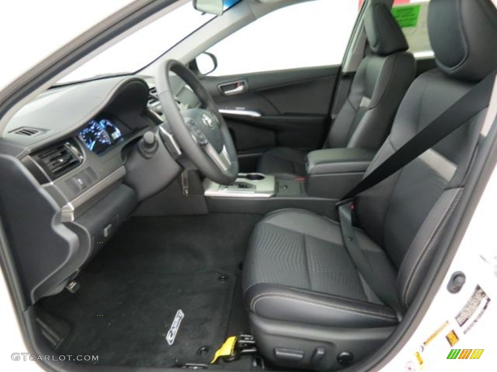 2013 Camry SE - Super White / Black photo #8