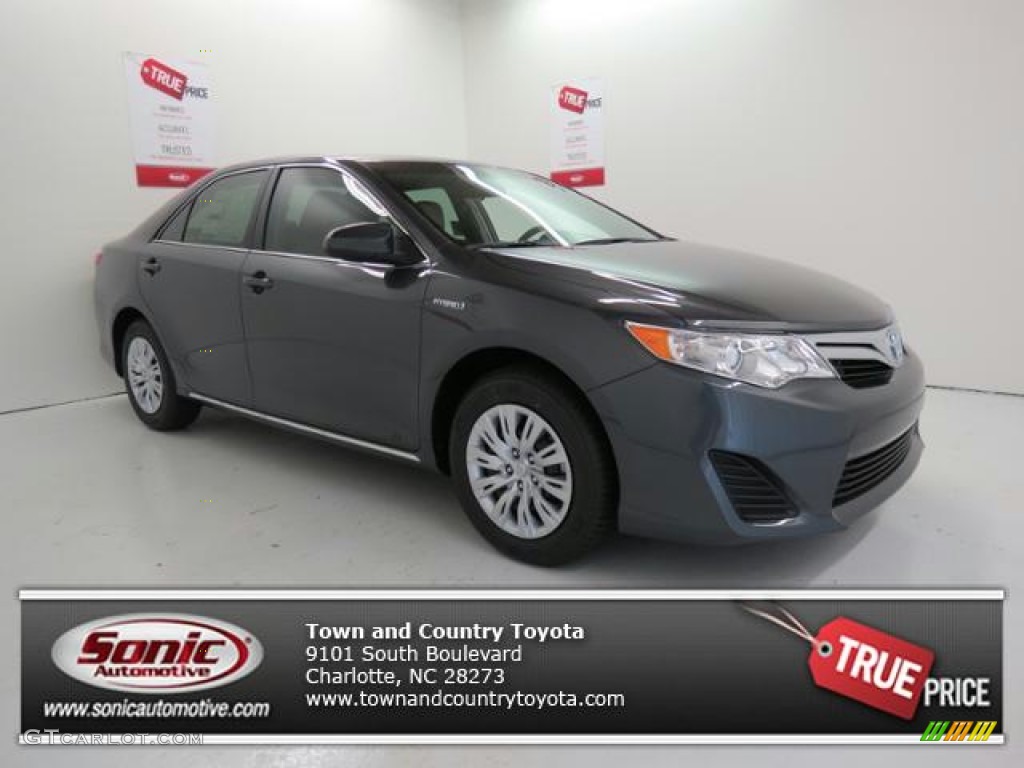 2013 Camry Hybrid LE - Magnetic Gray Metallic / Light Gray photo #1