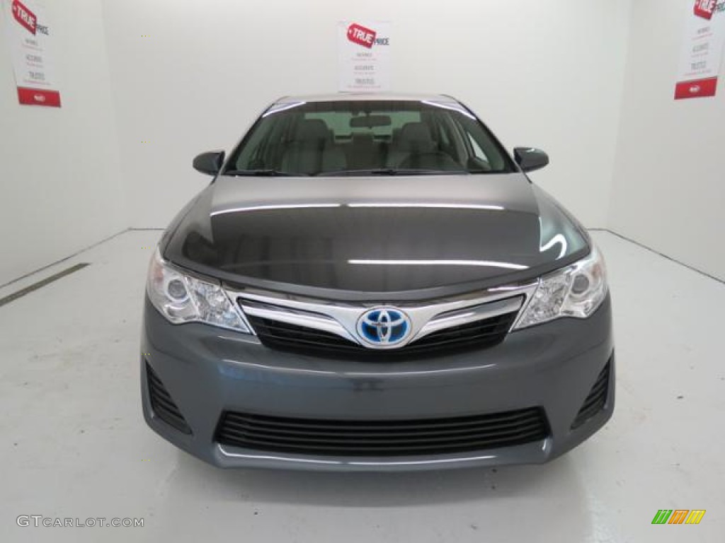 2013 Camry Hybrid LE - Magnetic Gray Metallic / Light Gray photo #2