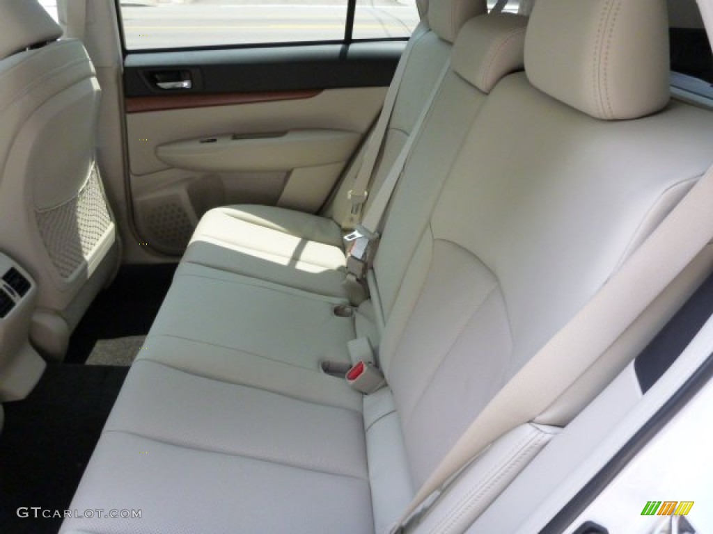 Ivory Interior 2014 Subaru Outback 3.6R Limited Photo #82750087