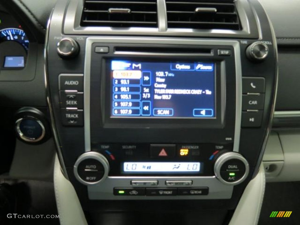 2013 Camry Hybrid LE - Magnetic Gray Metallic / Light Gray photo #12