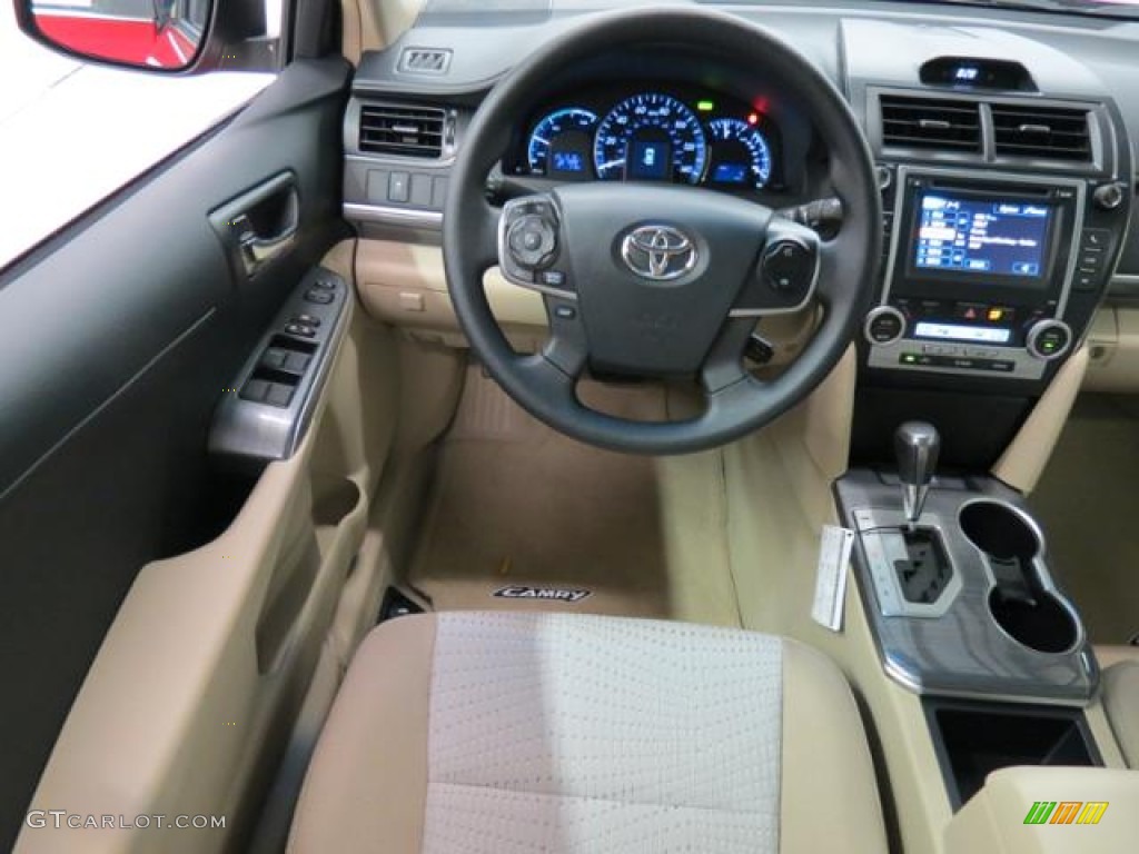 2013 Camry Hybrid LE - Barcelona Red Metallic / Ivory photo #5
