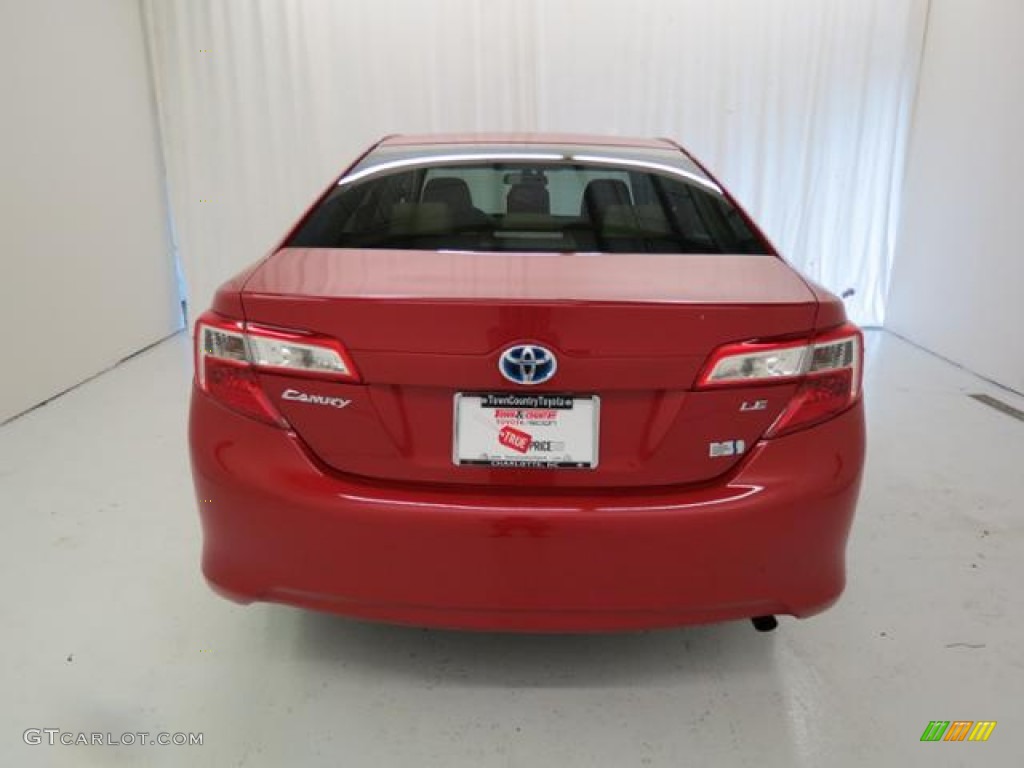 2013 Camry Hybrid LE - Barcelona Red Metallic / Ivory photo #19