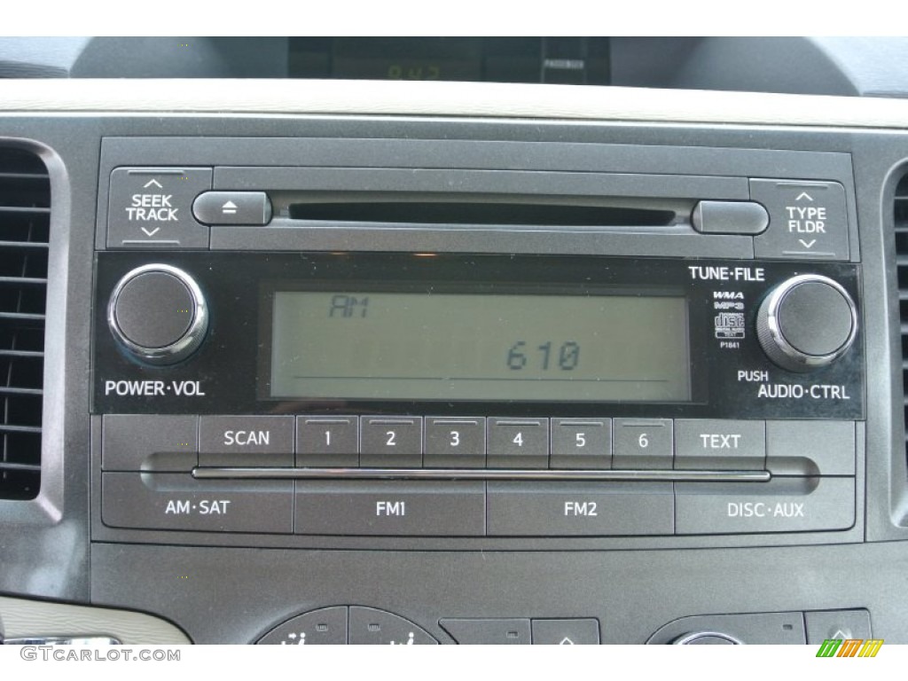 2011 Toyota Sienna V6 Audio System Photos