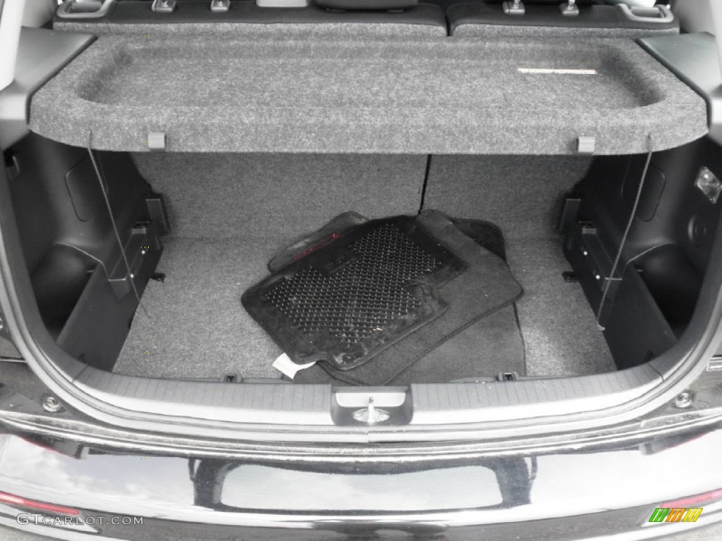 2012 Suzuki SX4 SportBack Trunk Photos