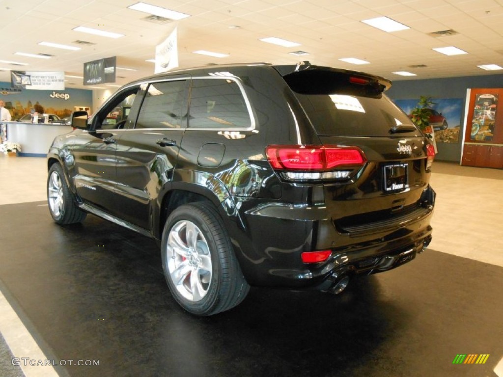 2014 Grand Cherokee SRT 4x4 - Brilliant Black Crystal Pearl / SRT Morocco Black photo #7