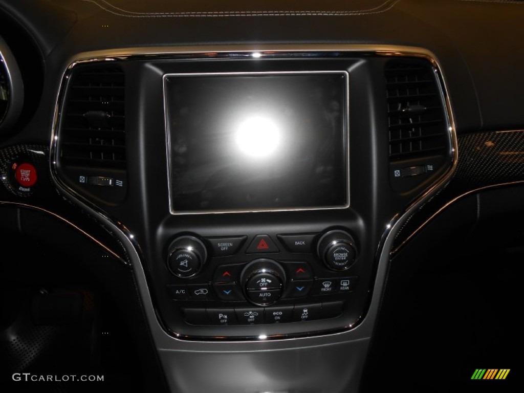 2014 Grand Cherokee SRT 4x4 - Brilliant Black Crystal Pearl / SRT Morocco Black photo #21