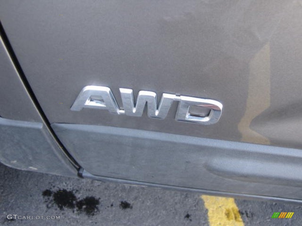 2013 Sorento LX V6 AWD - Titanium Silver / Gray photo #44
