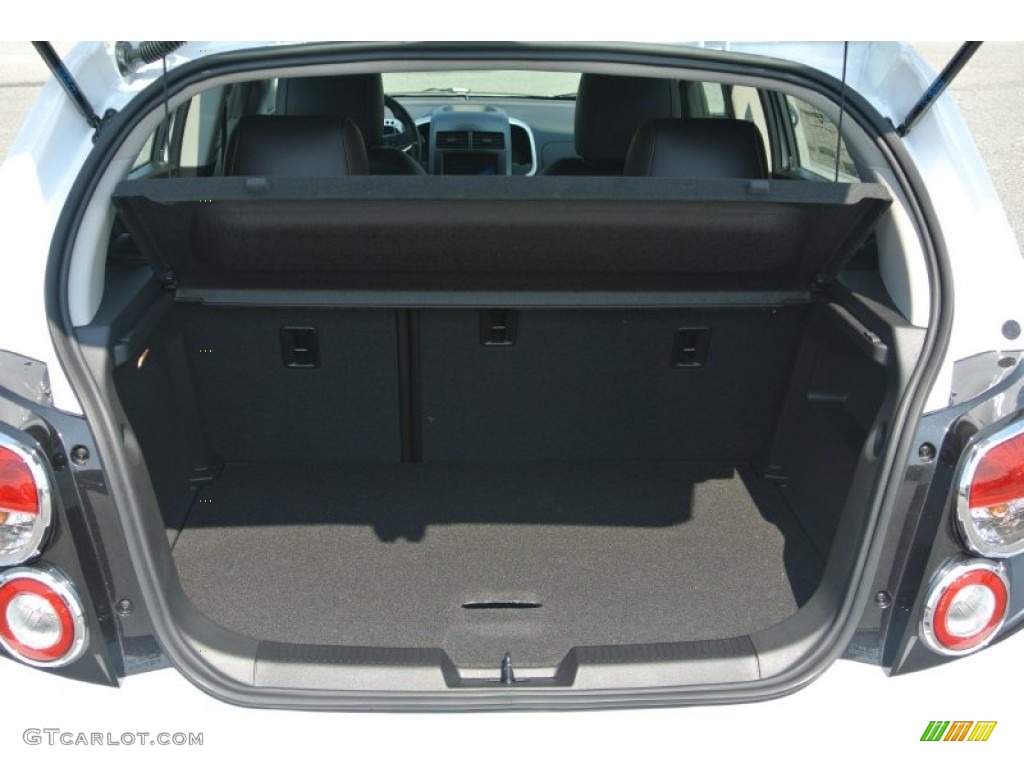 2013 Chevrolet Sonic RS Hatch Trunk Photo #82758222