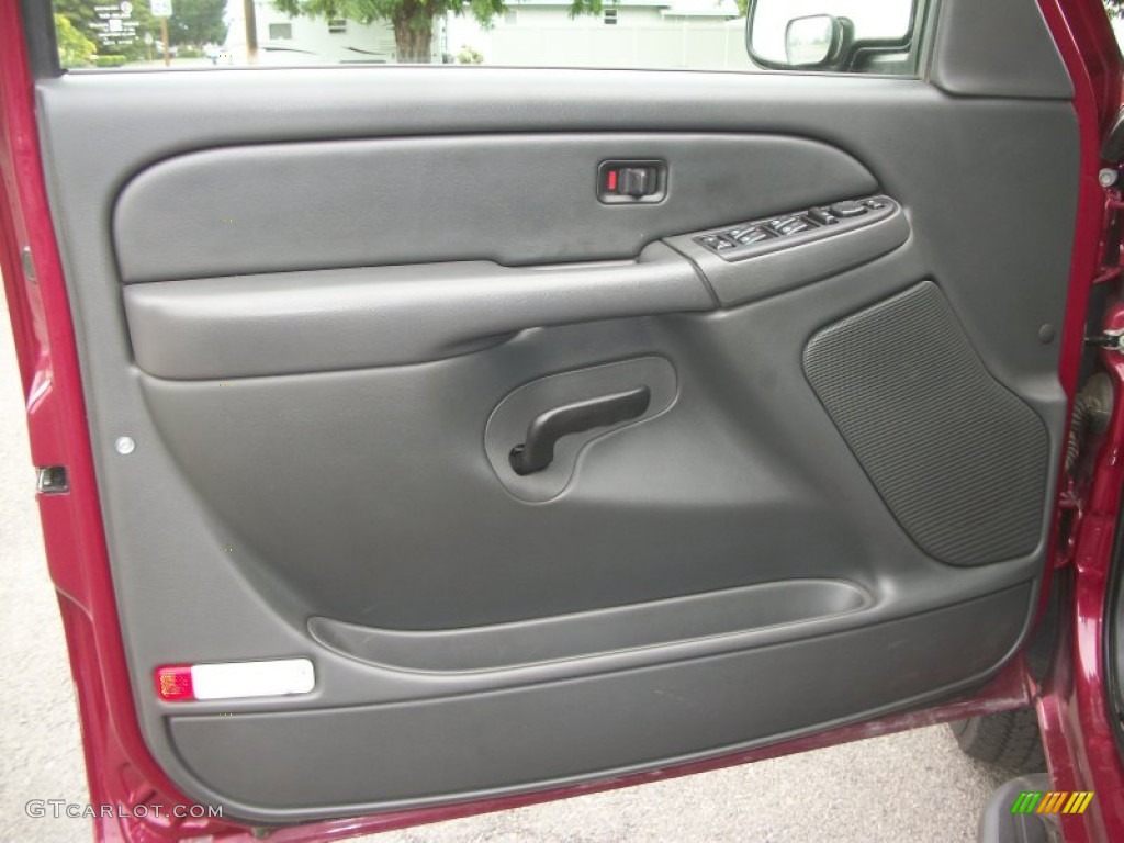 2006 Chevrolet Silverado 1500 LT Crew Cab 4x4 Dark Charcoal Door Panel Photo #82762013