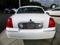 2009 Vibrant White Lincoln Town Car Signature Limited  photo #4