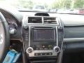 Super White - Camry SE Photo No. 20