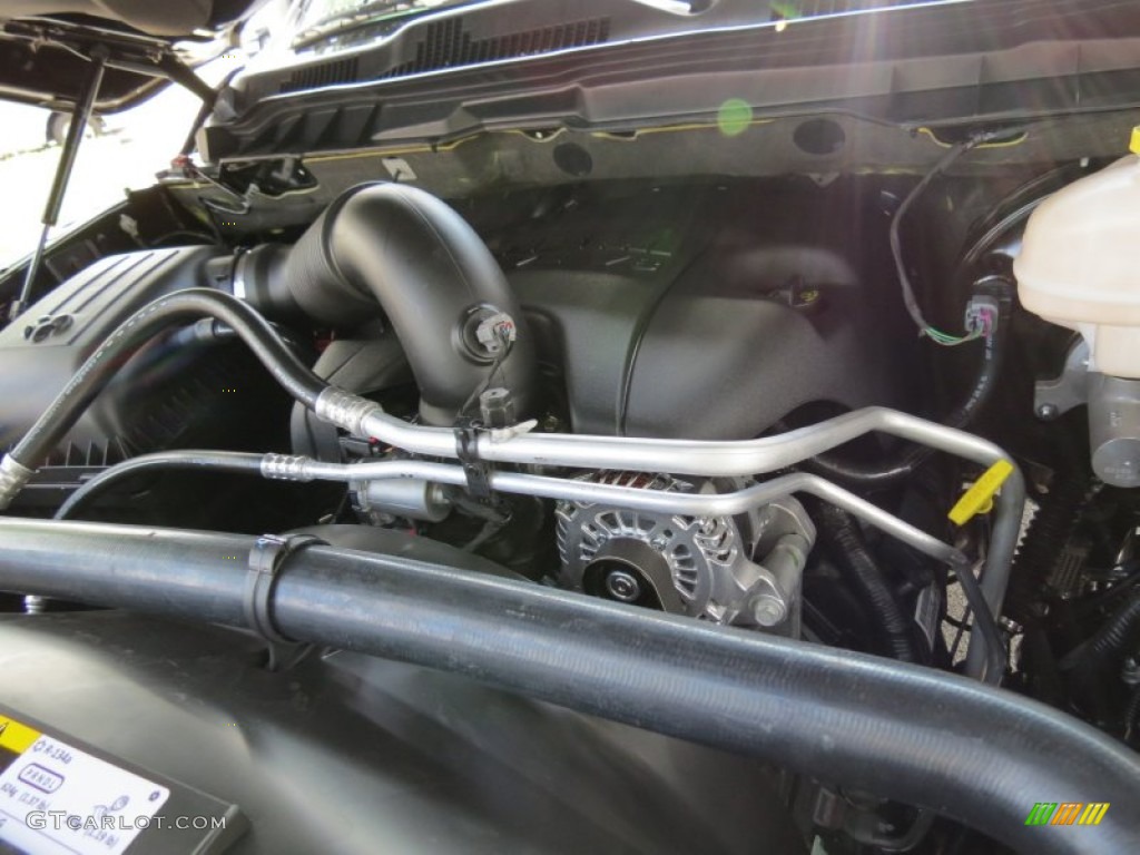2013 Ram 1500 Big Horn Crew Cab 4x4 Engine Photos