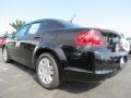 Black - Avenger SE V6 Photo No. 2
