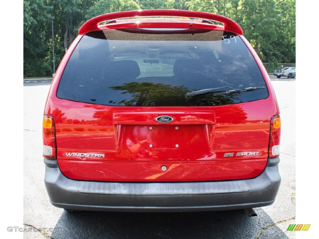2001 Windstar SE Sport - Bright Red Metallic / Medium Graphite photo #5