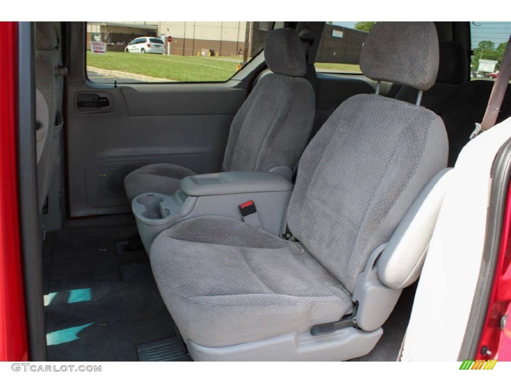 2001 Windstar SE Sport - Bright Red Metallic / Medium Graphite photo #16