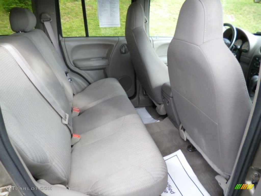 Taupe Interior 2003 Jeep Liberty Sport 4x4 Photo #82769125