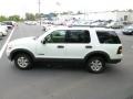 Oxford White - Explorer XLT 4x4 Photo No. 4