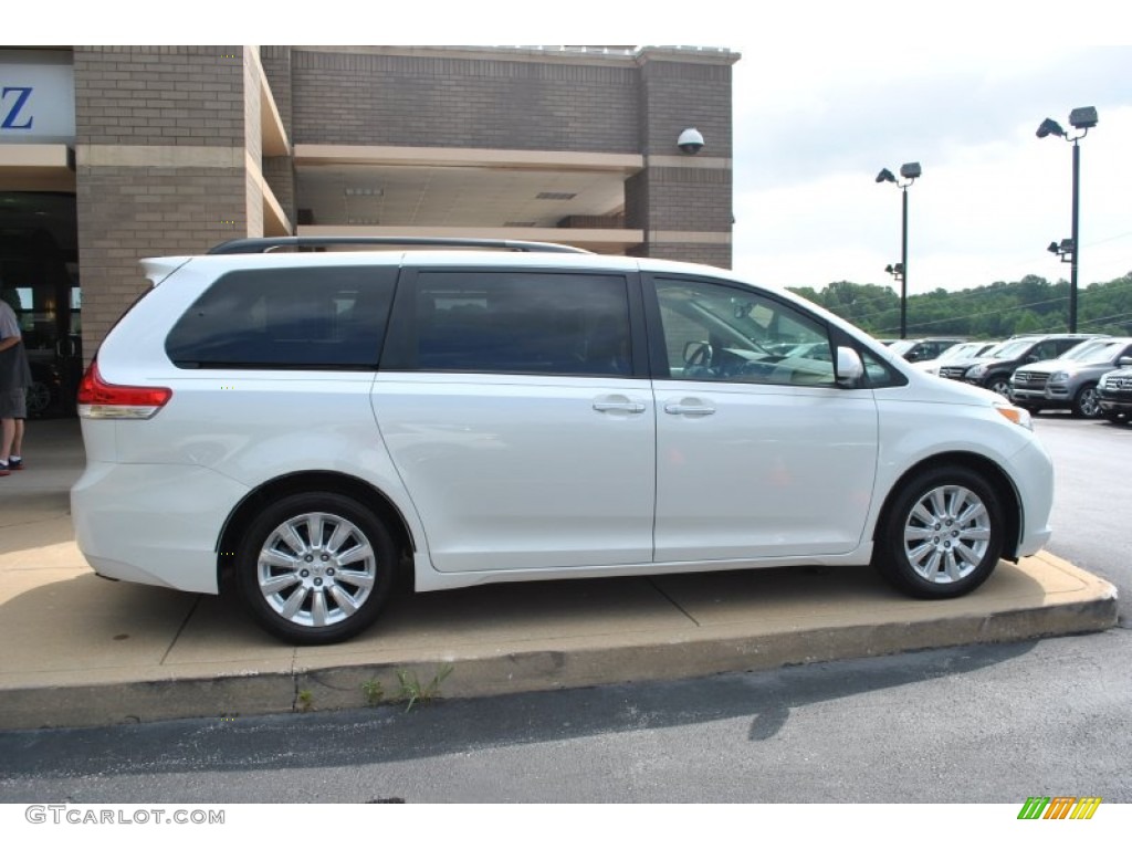 2011 Sienna Limited - Super White / Bisque photo #2
