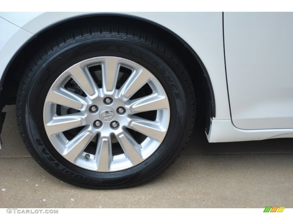 2011 Sienna Limited - Super White / Bisque photo #10