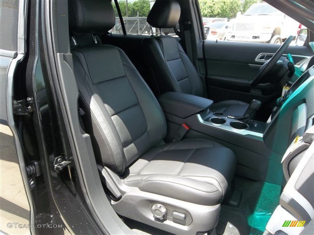 Charcoal Black Interior 2014 Ford Explorer XLT Photo #82772136