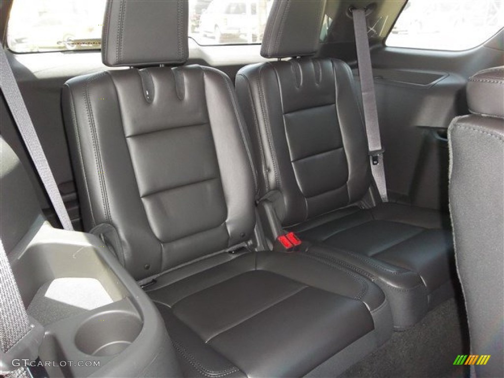 2014 Ford Explorer XLT Rear Seat Photo #82772181