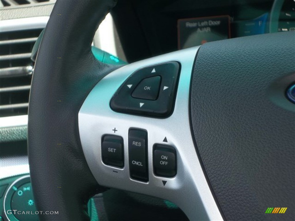 2014 Ford Explorer XLT Controls Photo #82772232