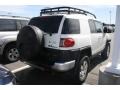 Iceberg White - FJ Cruiser 4WD Photo No. 2