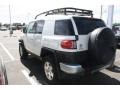 Iceberg White - FJ Cruiser 4WD Photo No. 3
