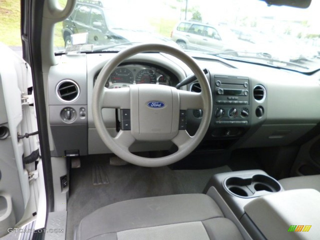 2006 F150 XLT SuperCab 4x4 - Oxford White / Medium/Dark Flint photo #15