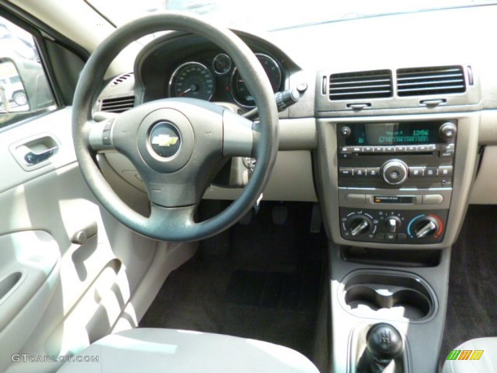 2009 Chevrolet Cobalt LS Coupe Dashboard Photos