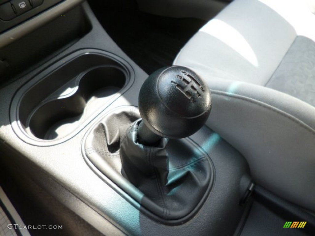 2009 Chevrolet Cobalt LS Coupe Transmission Photos