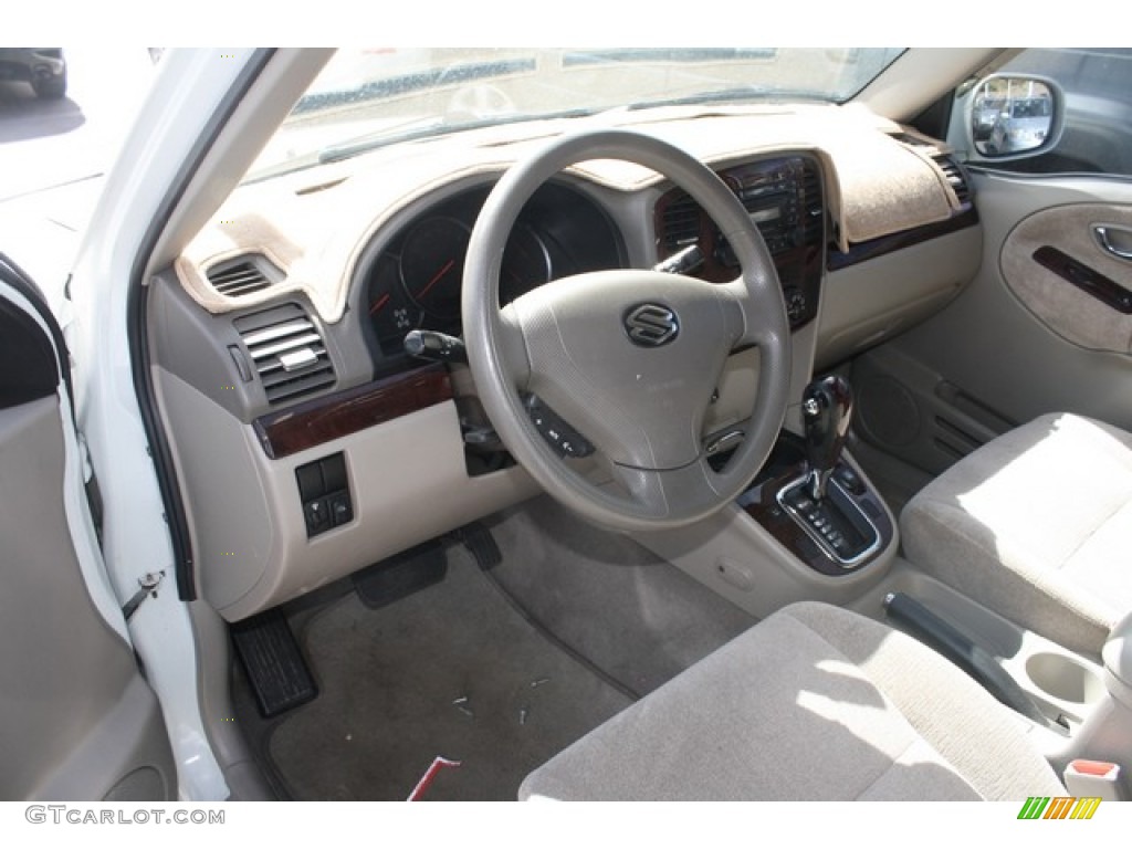 Gray Interior 2005 Suzuki XL7 LX 4WD Photo #82774124
