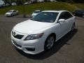 Super White - Camry SE Photo No. 3